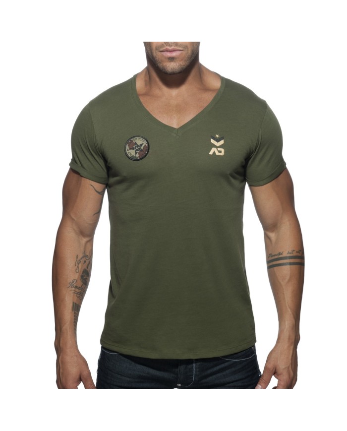 Addicted Militärisches T-Shirt AD610